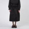 [AMOMENTO] NYLON SHIRRING FLARE SKIRT _ BLACK