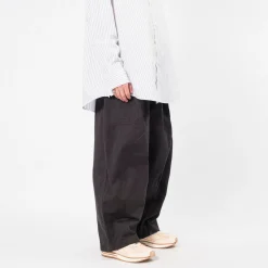 [IS-NESS] BALLOON BAKER PANTS _ BLACK